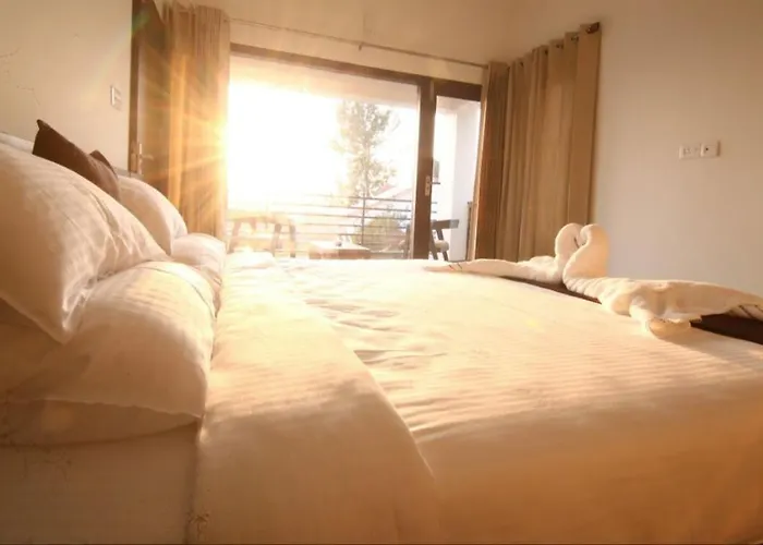 Ooty Limra Holiday Inn Cottage