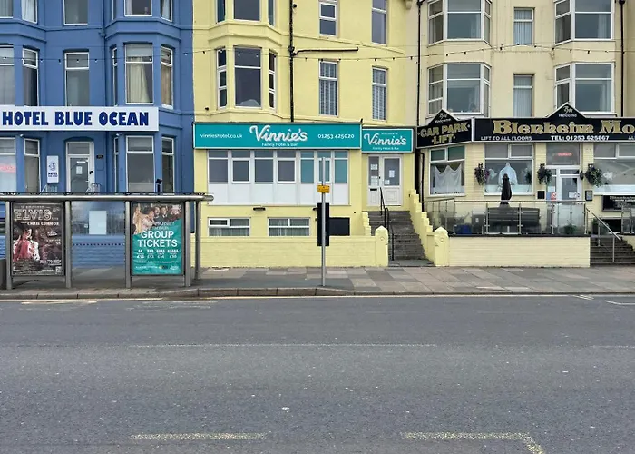 Vinnie'S Family Hotel Blackpool