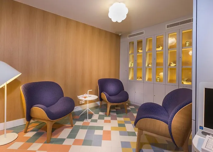 Hotel Le Lapin Blanc Paris