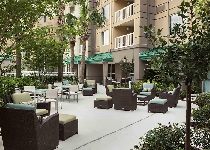 Courtyard By Marriott Orlando Downtown Hotel