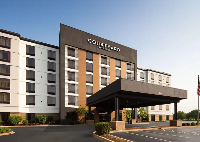 Courtyard Louisville Airport