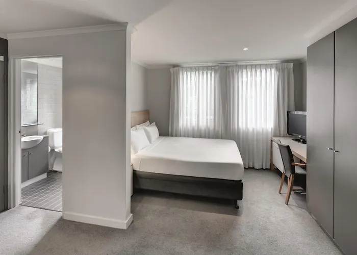 Adina Apartment Hotel Chippendale Sydney