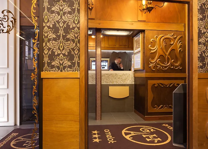 Grand Hotel Amelot Paris