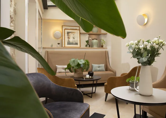 Hotel Des Champs-Elysees Paris