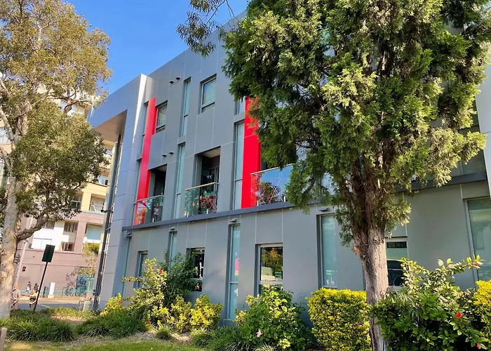 Best Western Plus Camperdown Suites Sydney