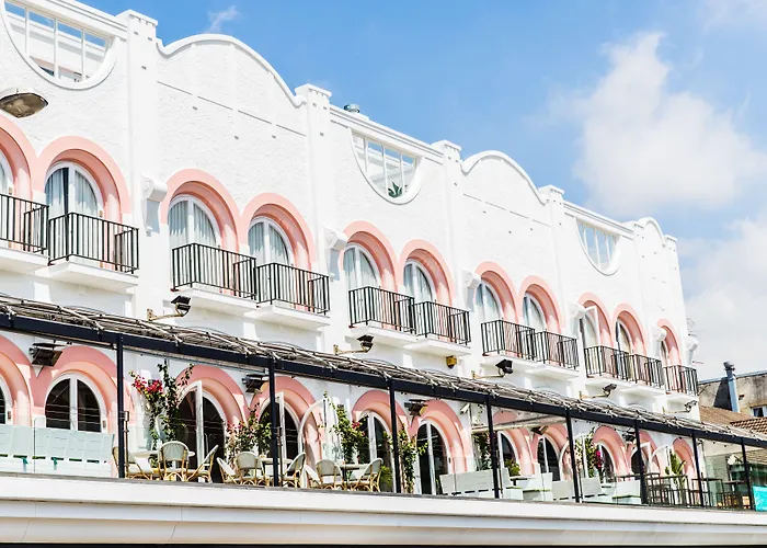 Hotel Ravesis Sydney