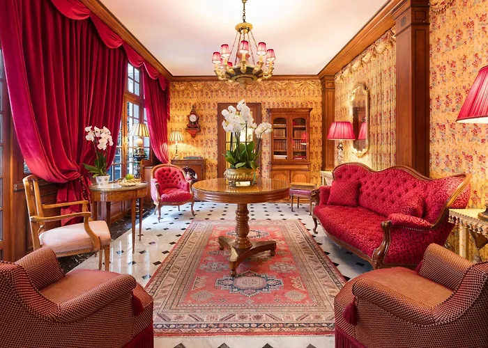 Hotel Duc De St-Simon Paris