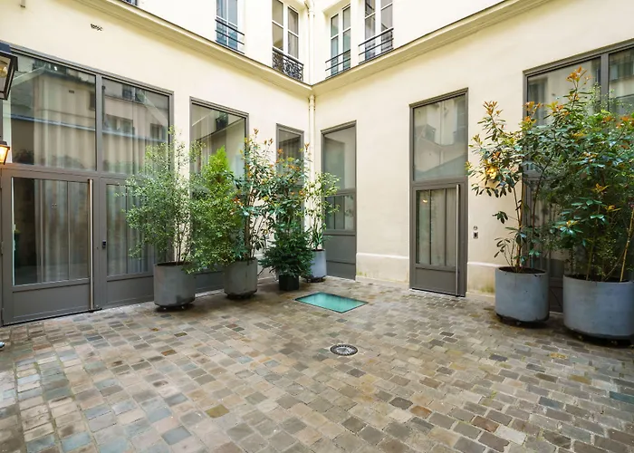 Apartments Du Louvre - Le Marais Paris