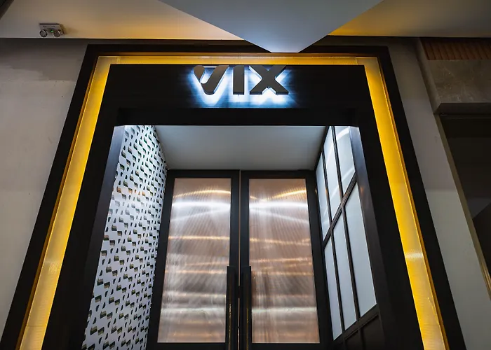 Vix Bangkok At Victory Monument Hotel