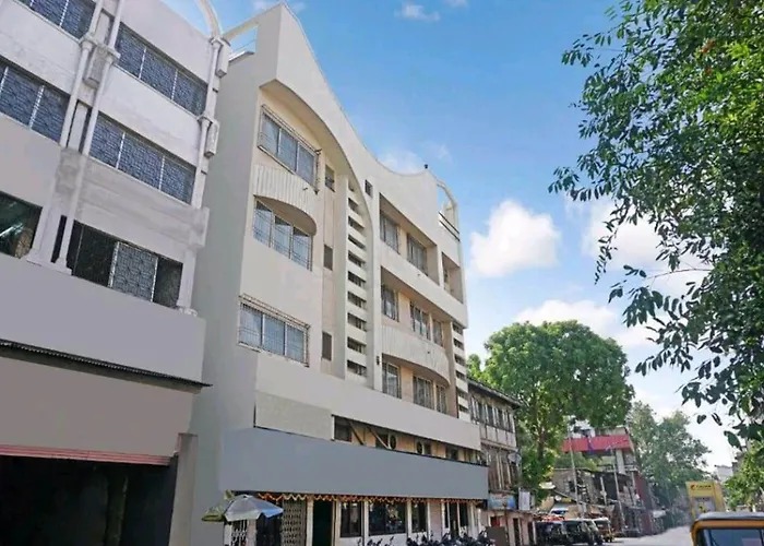 Hotel Rose Lodge Pune