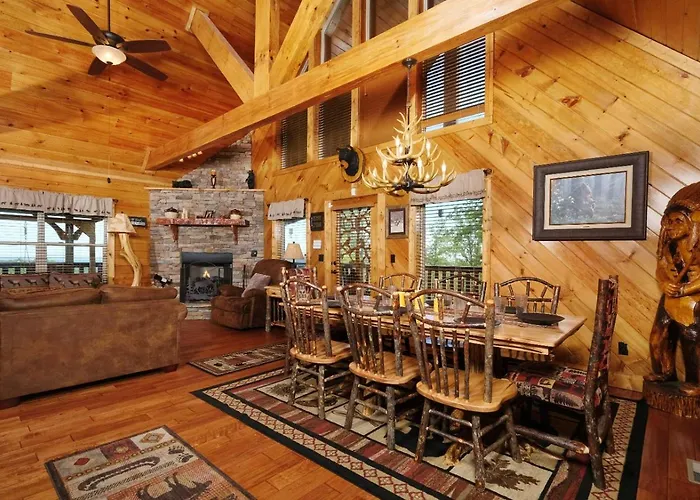 A Cloud 9 - Gorgeous Mountain Views, Outdoor Hot Tub + Game Room With Pool Table & More! Pigeon Forge