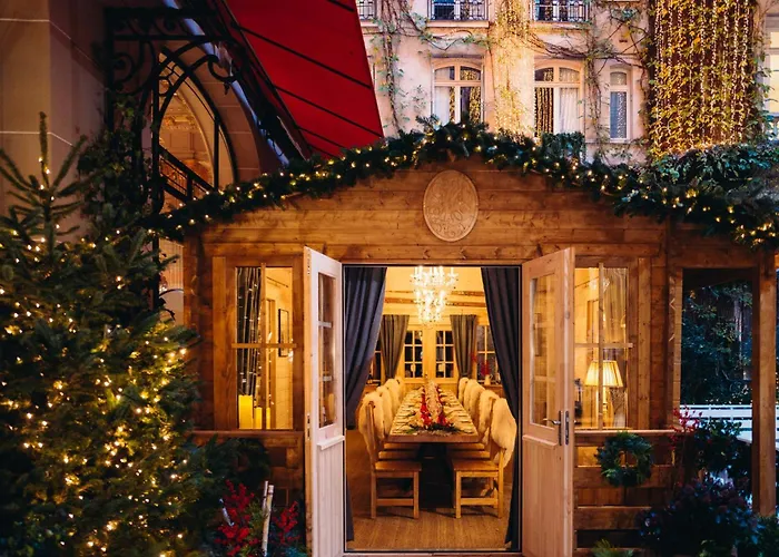 Hotel Plaza Athenee - Dorchester Collection Paris