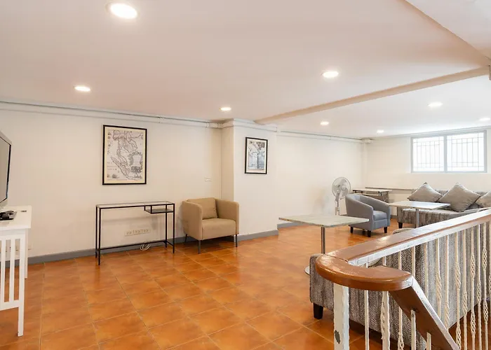 Ratchadamnoen Residence Bangkok