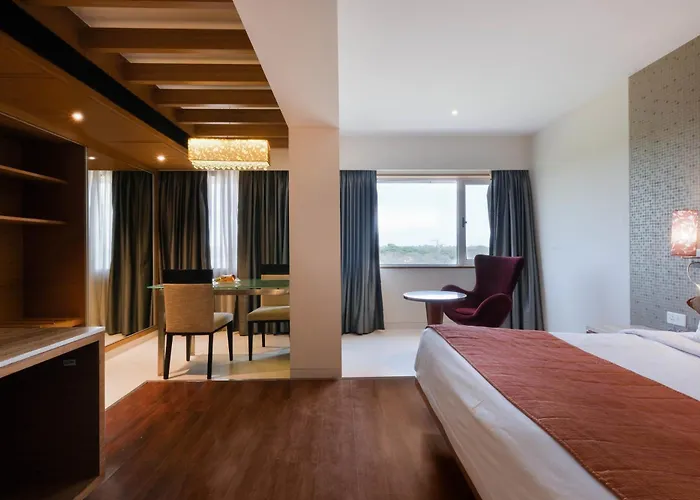 7 Apple Hotel - Viman Nagar Pune