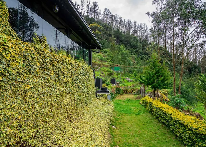 The Berg Ooty Queen Of Hills With Complimentary Breakfast