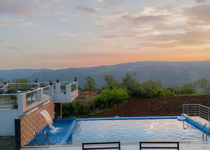 Strawberry King Resort Mahabaleshwar
