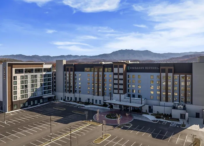 Tempo By Hilton Pigeon Forge Hotel