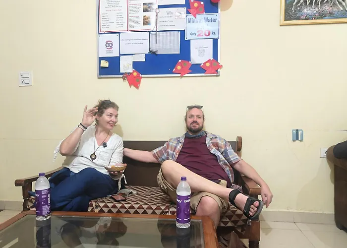 The Pink Nest - Backpackers Abode Hotel Jaipur