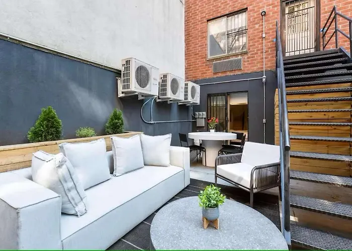 Luxury 3Br Duplex W Private Patio In Upper East Apartment New York
