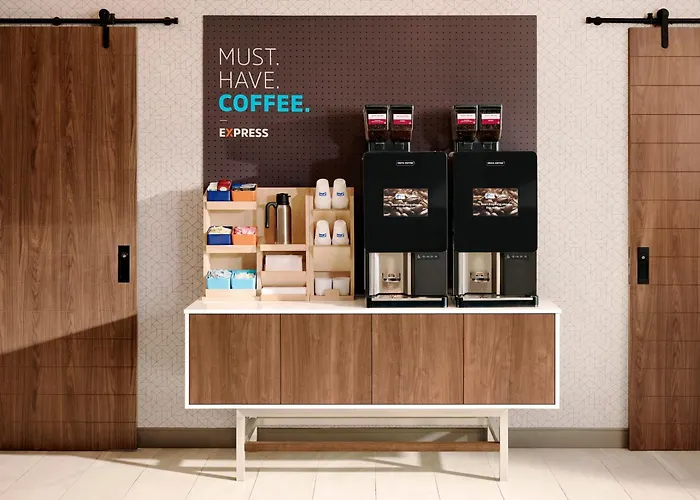 Holiday Inn Express & Suites Colorado Springs-Airport By Ihg