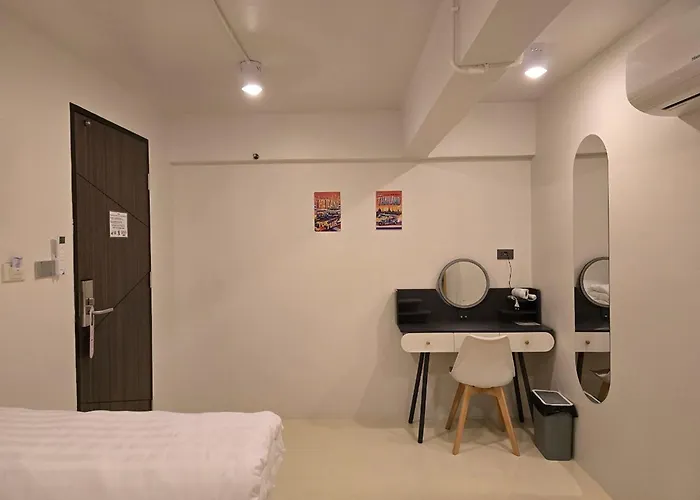 Tuk Tuk Hostel Bangkok