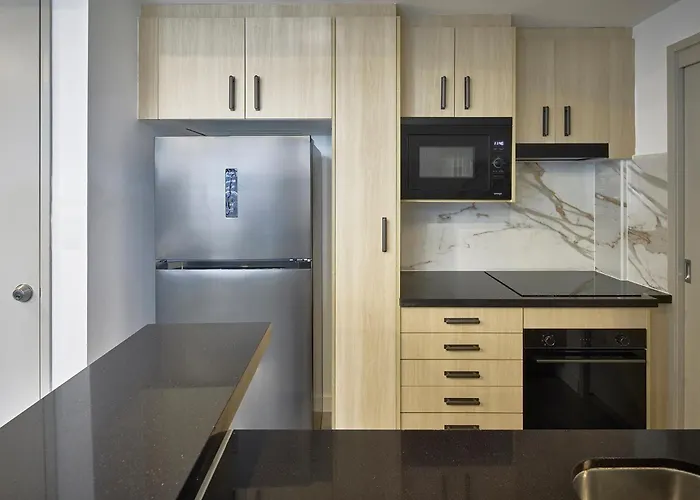 Meriton Suites Pitt Street, Sydney