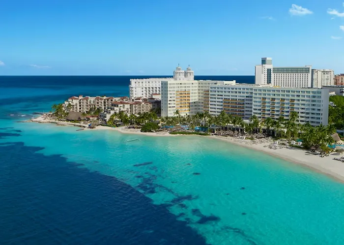 Dreams Sands Cancun Resort & Spa (Adults Only)