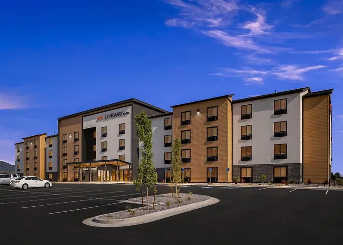 Livaway Suites Phoenix Tolleson