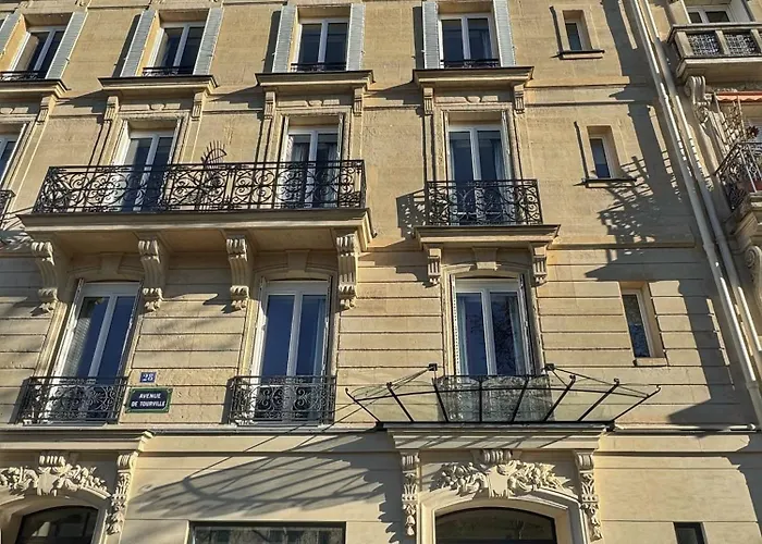 Eiffel Yard Hotel Paris
