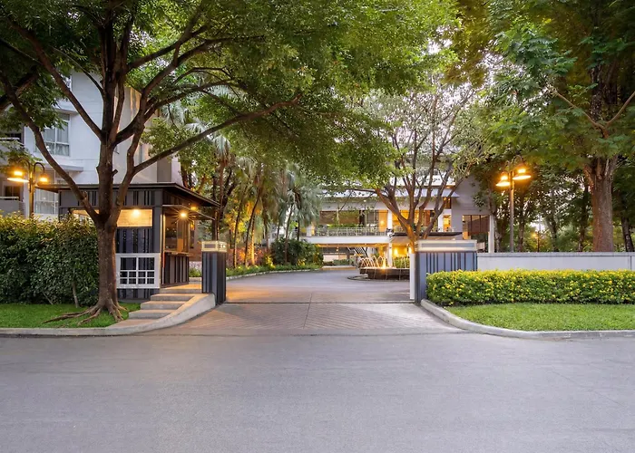 The Park Nine Hotel Srinakarin Bangkok