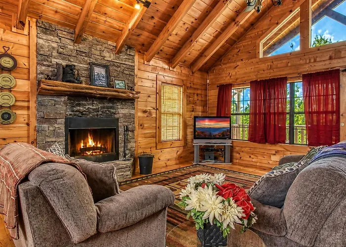Always Kiss Me Goodnight Villa Pigeon Forge