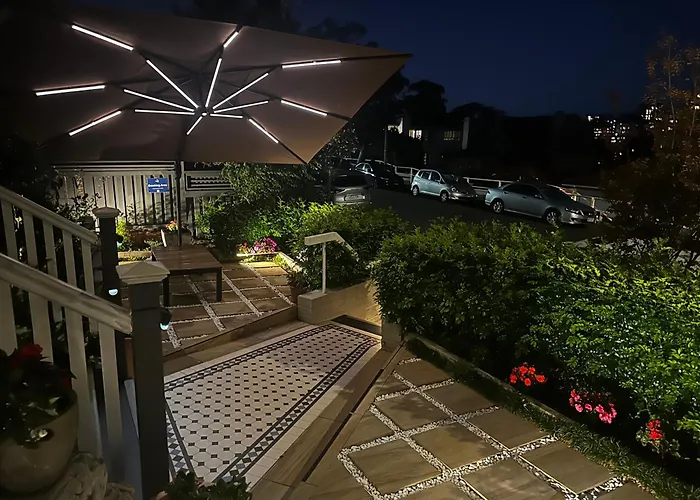 Cremorne Point Manor Hotel Sydney