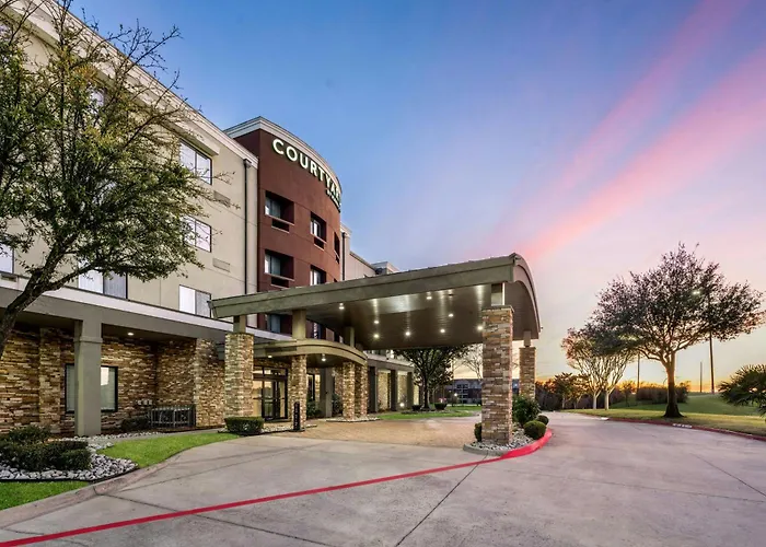 Courtyard Fort Worth West At Cityview