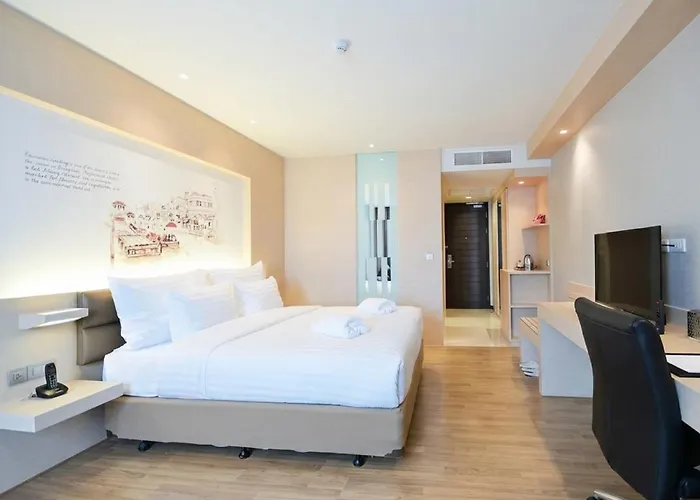 Parinda Hotel - Near Benjakitti Park & Queen Sirikit National Convention Center Bangkok