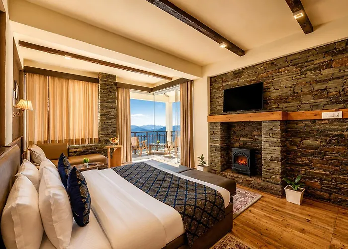 Hotel Wood Winds - A Best Valley View Hotel Shimla