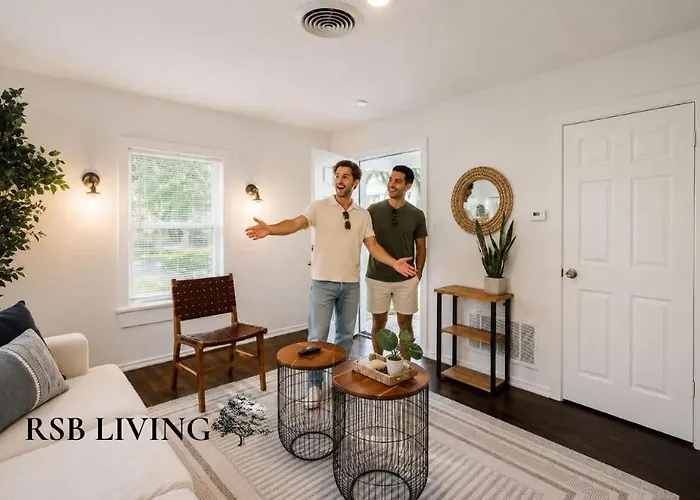 Comfy And Modern Holiday Lofts In Fw Fort Worth