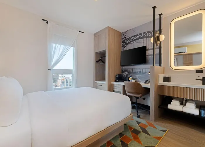 Voco Astoria By Ihg Hotel New York