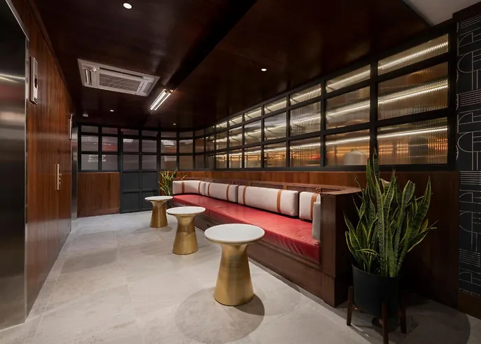 Voco Astoria By Ihg Hotel New York