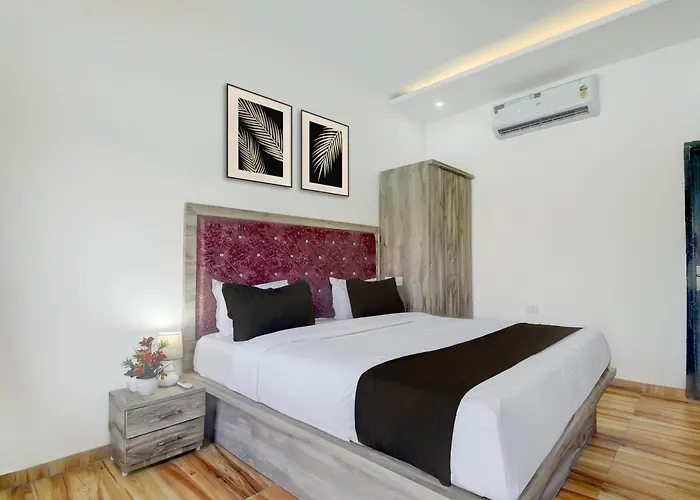 Hotel O Gulmohar Resort Jaipur
