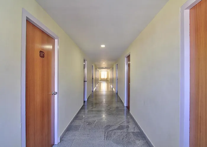 Super Townhouse Hills Palace Ooty
