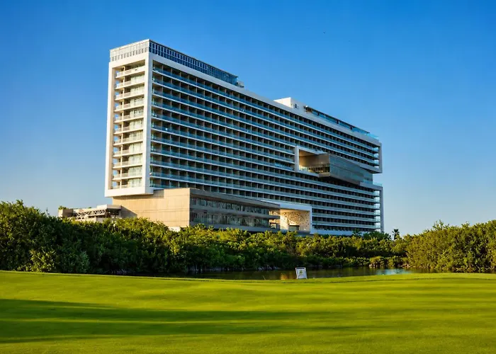 Dreams Vista Cancun Golf & Spa Resort