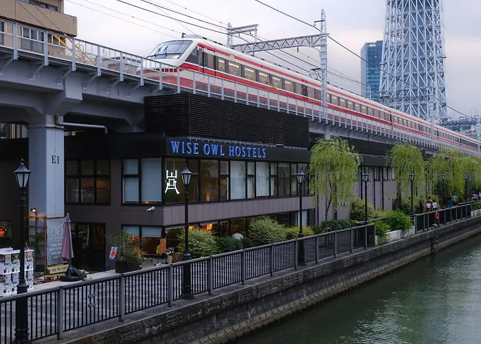 Wise Owl Hostels River Tokyo