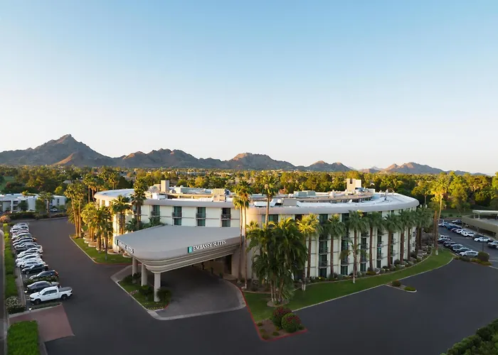 Embassy Suites By Hilton Phoenix Biltmore