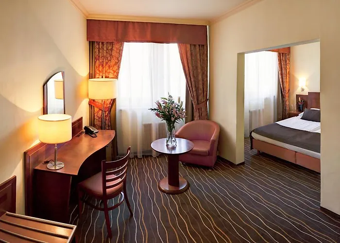 Luxury Family Hotel Bila Labut Praga