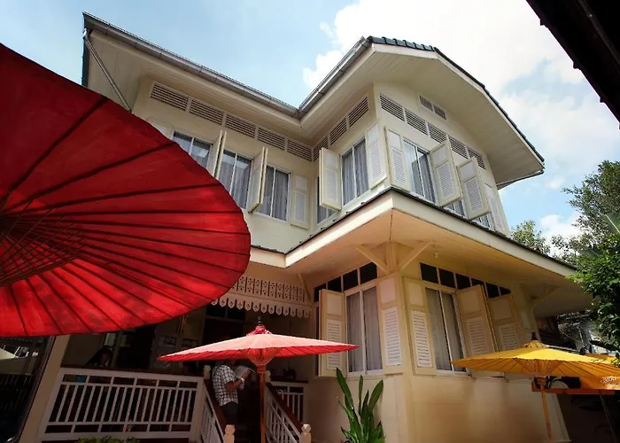 Baan Dinso Hostel Bangkok